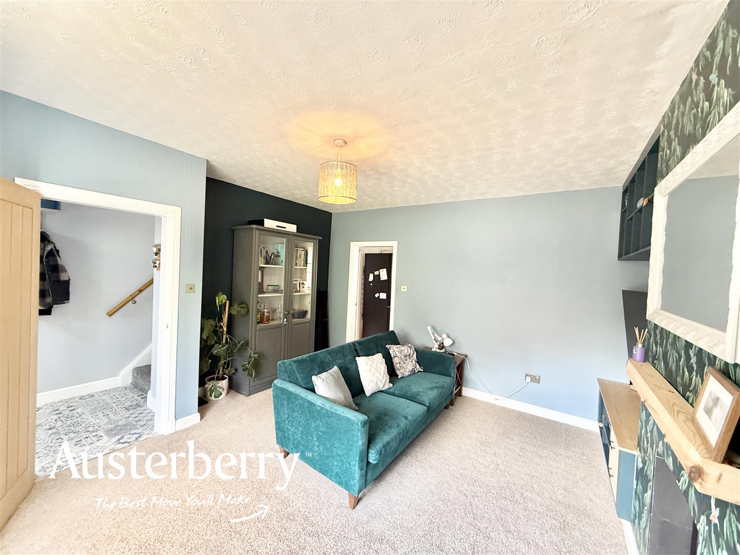 3 bed property in Queensmead Road, Stoke-On-Trent